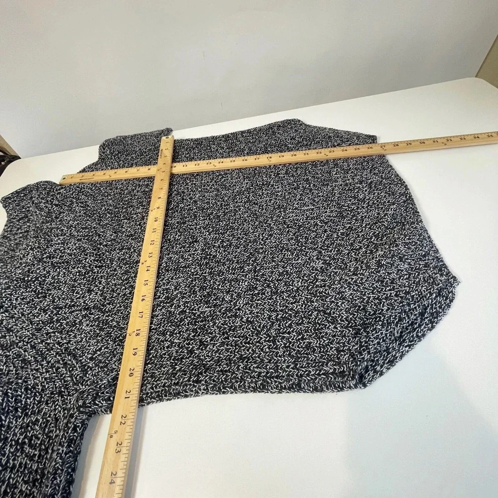 Silence Noise Long Sleeve Knit Pullover Sweater Womens‎ L Black White Turtleneck - Picture 7 of 7